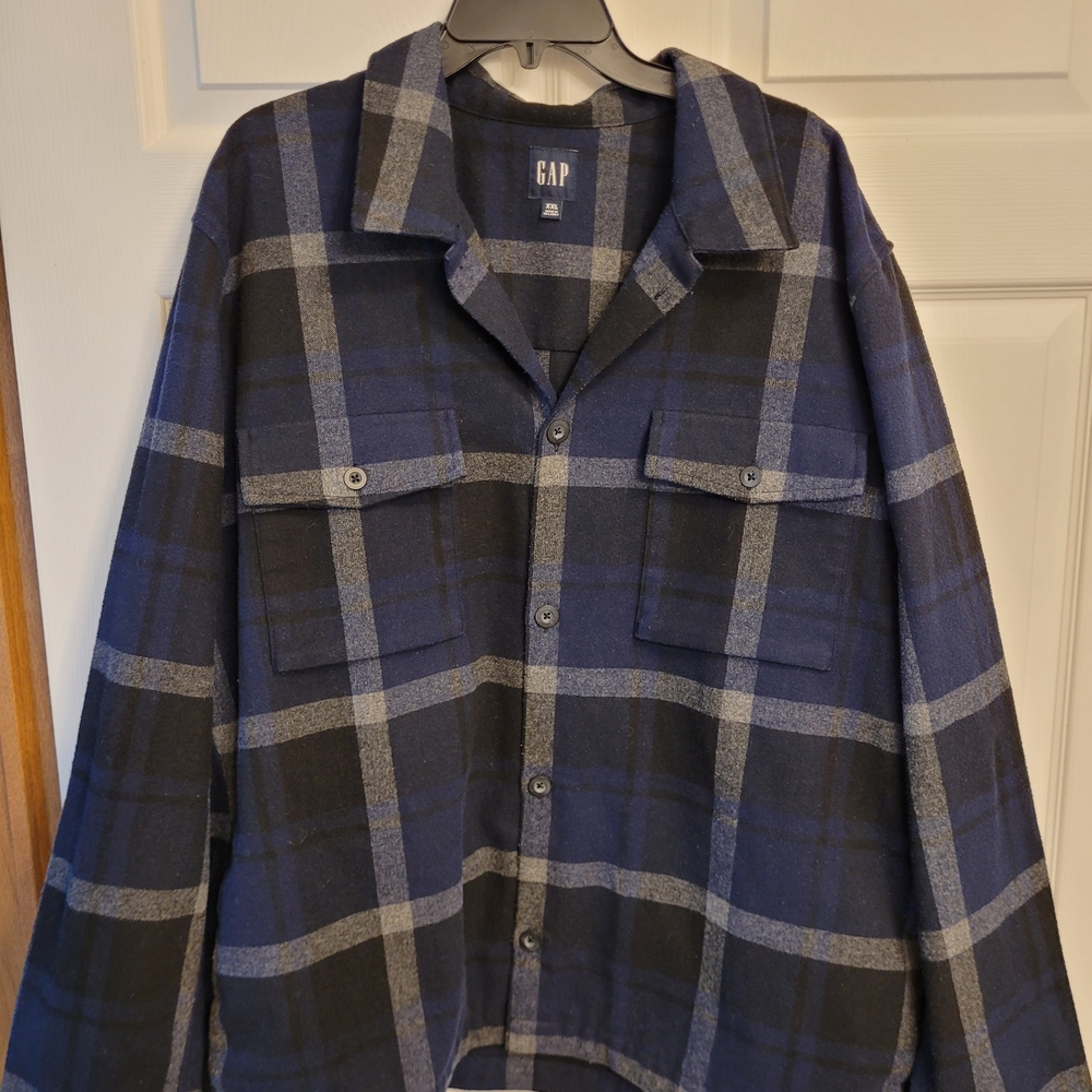 Winter/Cold Weather Attire Flannel GAP Men's Blue and Gray Plaid Jacket 2X